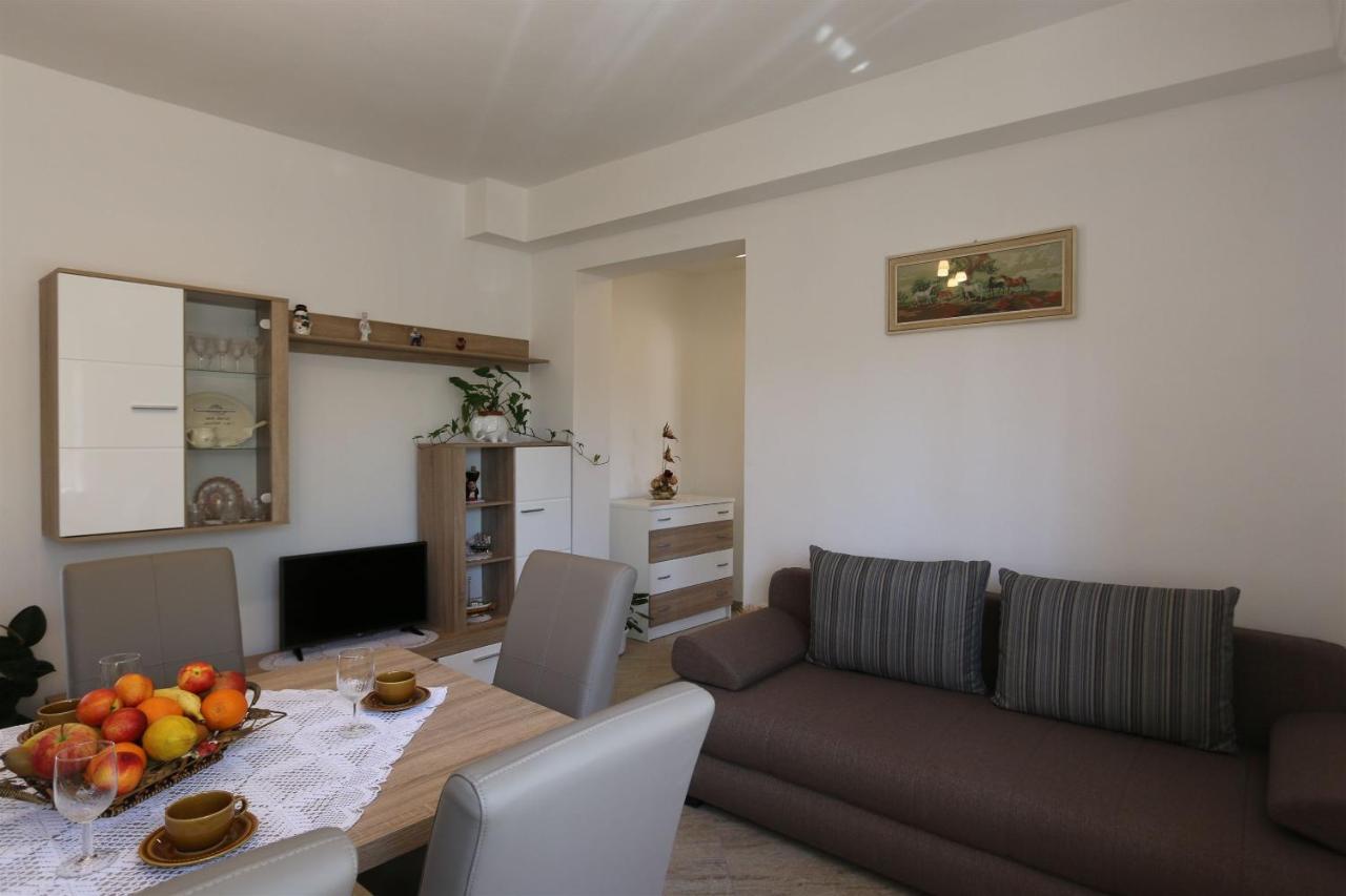 Apartment Car Marica Šilo Buitenkant foto